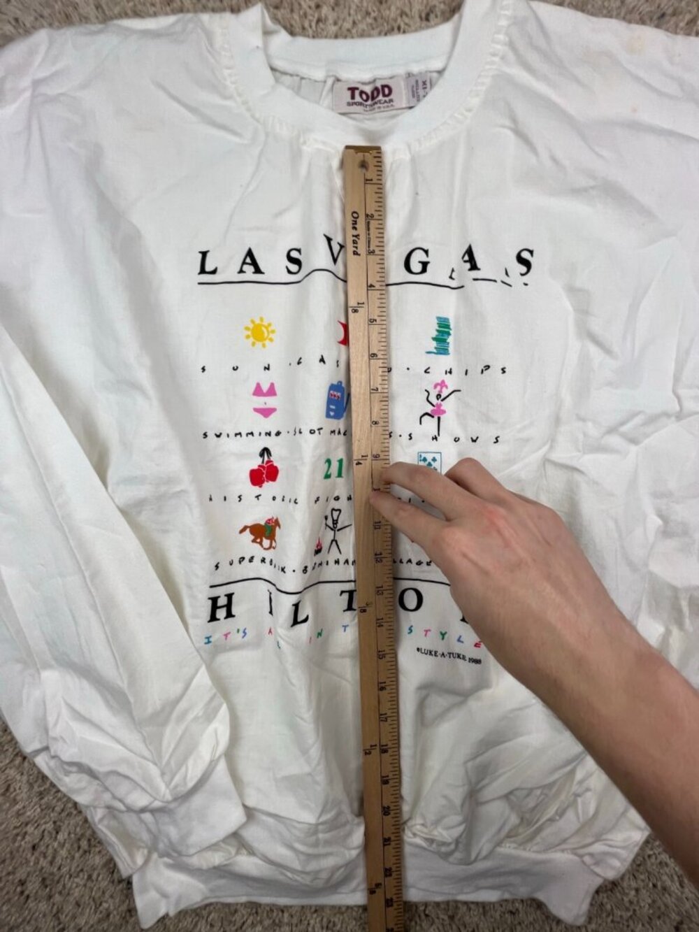 VTG White Long Sleeve T Shirt Luke A Tuke 1998 Hilton Las Vegas 21 Embroidered - Picture 2 of 14